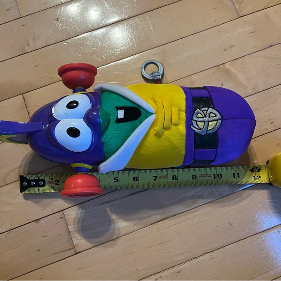 Veggie Tales Larry Boy Super Suction Pop Off Ears Talking Plush - Picture 3 of 4